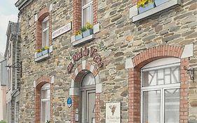 Appart Hotel Au Pied de Vigne